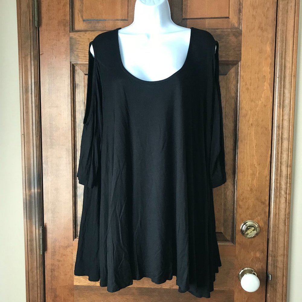 Nally & Millie Black Cold Shoulder Scoop Neck Tunic 3X